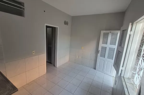 Kitnet para alugar na Vila Manoel Sátiro, Fortaleza