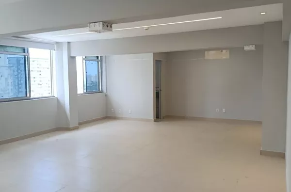 Sala comercial para aluguar, com 87 m² no Centro de Fortaleza/CE