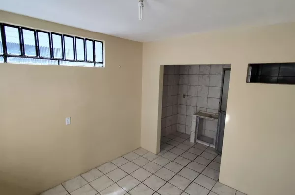 Kitnet para Alugar com 01 quarto/sala na Parquelândia em Fortaleza/CE