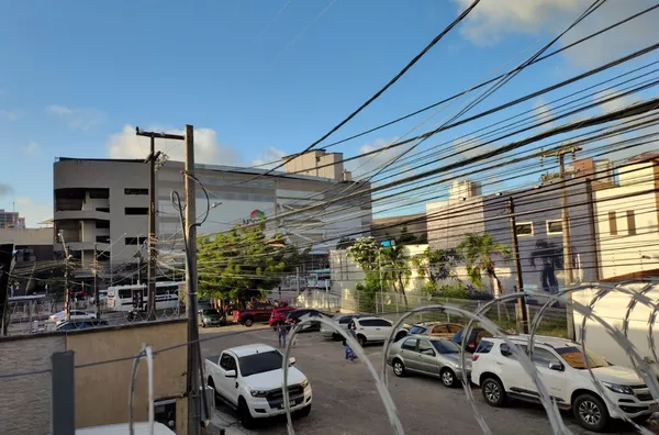 Kitnet P/ Alugar C/ 01 Quarto na Parquelândia em Fortaleza - Foto 3