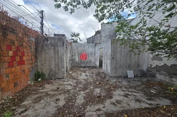 Terreno para alugar com 279m² no Passaré em Fortaleza/CE