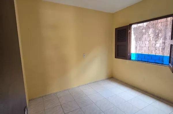 Casa para aluguel com  2 quartos ( sendo uma suíte), Rodolfo Teófilo, Fortaleza/CE