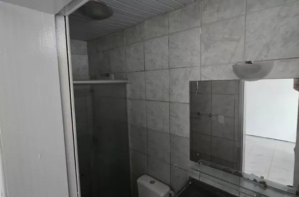 Casa para alugar com 2 quartos na Parquelândia em Fortaleza/CE