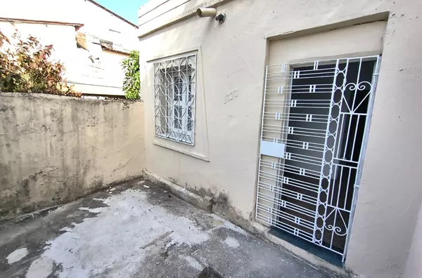 Casa para aluguel, 03 quartos, quintal espaçoso  Rodolfo Teófilo, Fortaleza - Foto 2