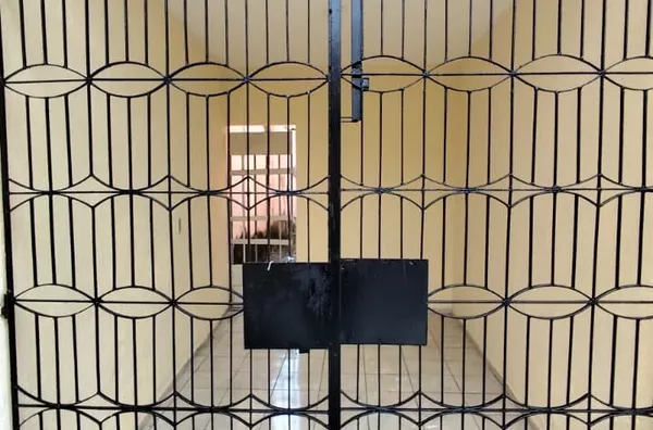 Casa para alugar com 02 quartos (sendo 01 suíte) no Rodolfo Teófilo em Fortaleza/CE