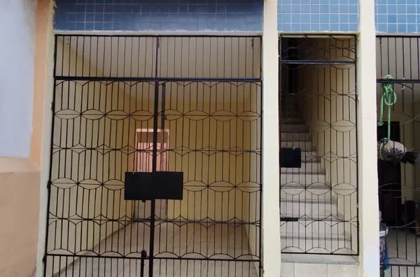 Casa para alugar com 02 quartos (sendo 01 suíte) no Rodolfo Teófilo em Fortaleza/CE