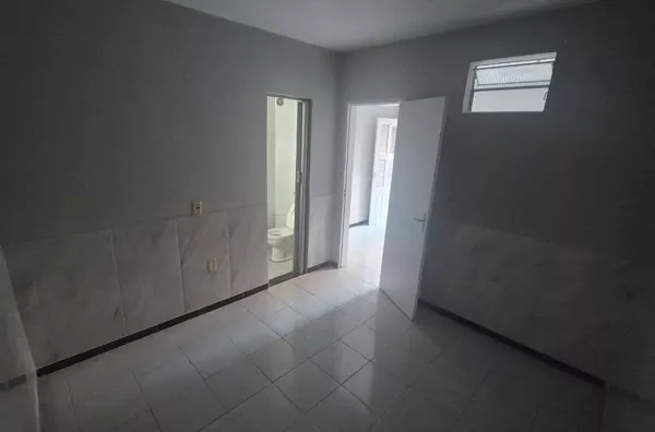 Kitnet para alugar na Vila Manoel Sátiro, Fortaleza