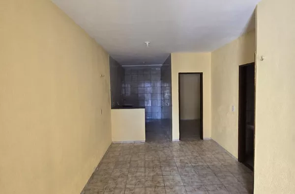 Casa para aluguel com  2 quartos ( sendo 01suíte), Rodolfo Teófilo, Fortaleza/CE
