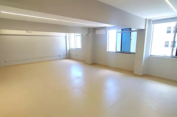 Sala comercial para aluguar, com 87 m² no Centro de Fortaleza/CE