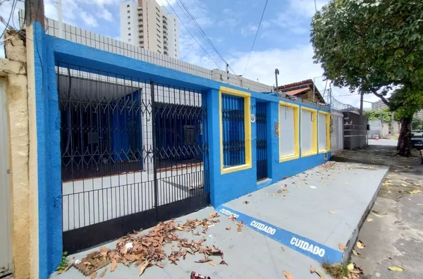 Ponto Comercial c/ 11 Salas na Parquelândia em Fortaleza.