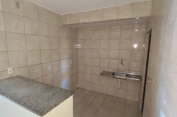 Casa C/ 03 Quartos sendo 02 Suítes No Bairro Damas Em Fortaleza. - Foto 7