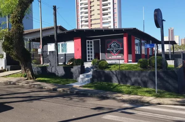 Imóvel Comercial para Venda em Guarapuava / PR no bairro Centro