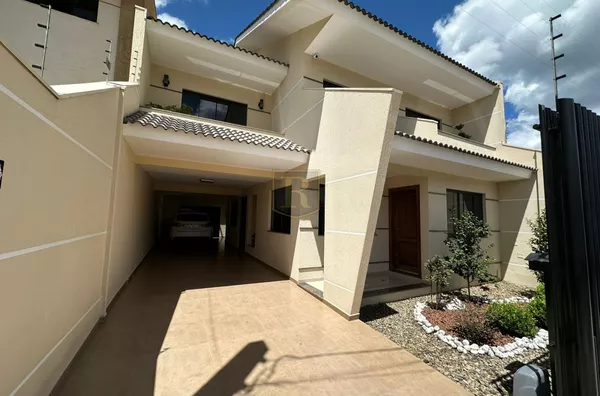 Sobrado para Venda em Guarapuava / PR no bairro Centro - Foto 2