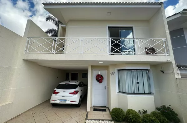 Sobrado para Venda em Guarapuava / PR no bairro Trianon - Foto 1