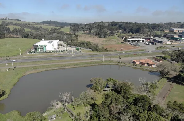 Imóvel Comercial para Venda em Irati / PR no bairro BR 277