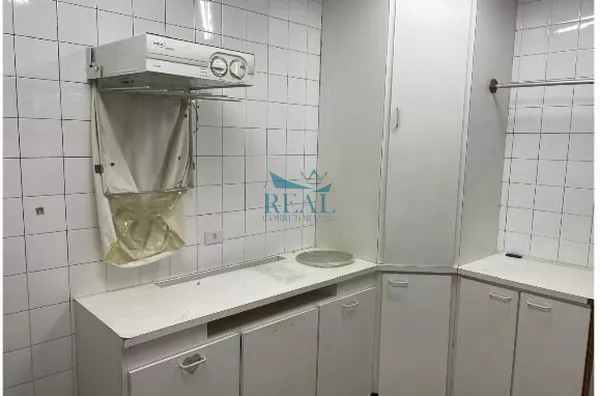 Sobrado, 585m, 4 quartos, 2 suítes, 6 banheiros, 4 vagas de garagem, Vila Stefano, Vende - Foto 23