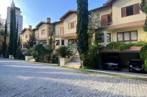 Sobrado com 4 dormitórios à venda, 350 m² por R$ 4.000.000,00 - Alto da Boa Vista - São Paulo/SP