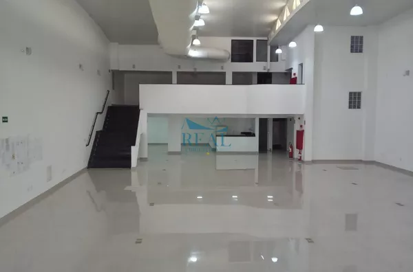 Prédio para aluguel,  Moema, São Paulo