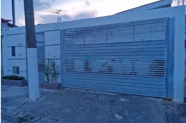 Sobrado, 90m2, 2 dormitórios, 1 vaga, Interlagos Vende
