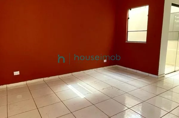 Imóvel para locação com 3 dormitórios sendo 1 suíte por R$ 3.000,00/ mês + IPTU, na Nova Ourinhos em Ourinhos- SP - Foto 3