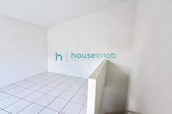 Sobrado para Locação com 1 Suíte, por R$ 900,00 na vila Boa Esperança, em Ourinhos - SP - Foto 7