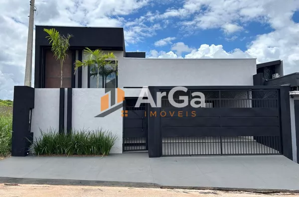 Excelente Imóvel à venda com 3 dormitórios sendo uma suíte com closet, por R$ 850.000,00 no Ville de France III, em Ourinhos- SP