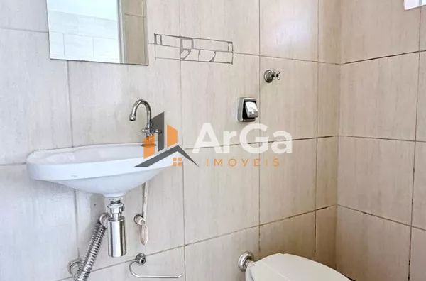 Sobrado para Locação com 1 Suíte, por R$ 900,00 na vila Boa Esperança, em Ourinhos - SP