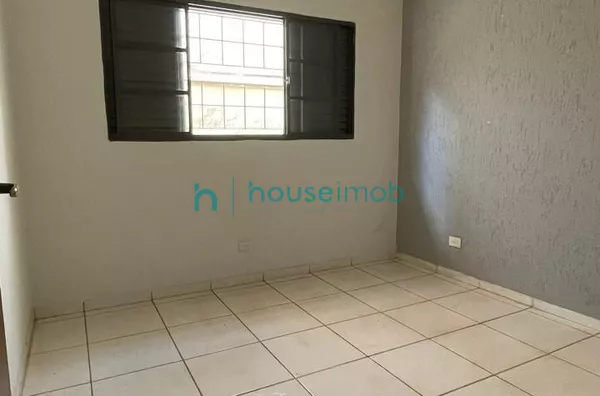 Imóvel para locação com 3 dormitórios sendo 1 suíte por R$ 3.000,00/ mês + IPTU, na Nova Ourinhos em Ourinhos- SP - Foto 8