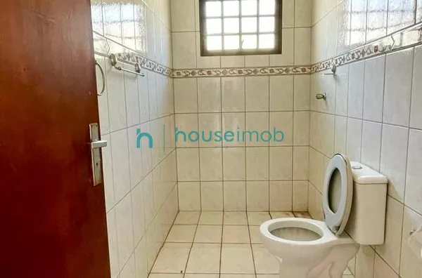 Imóvel para locação com 3 dormitórios sendo 1 suíte por R$ 3.000,00/ mês + IPTU, na Nova Ourinhos em Ourinhos- SP - Foto 13