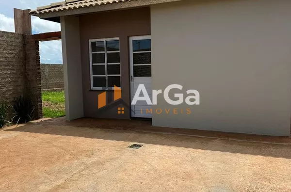 Casa à venda no bairro Vida Nova Ourinhos 2 (Pacaembu), Ourinhos-SP, por R$ 220.000
