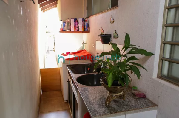 Casa com 3 dormitórios à venda, 315 m² por R$ 610.000 - Foto 15