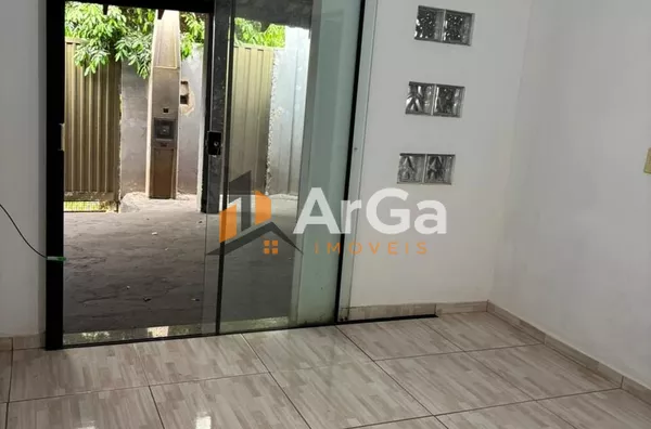 Ótima oportunidade sendo casa e ponto comercial à venda por R$ 320.000 - Na Cohab - Ourinhos/SP