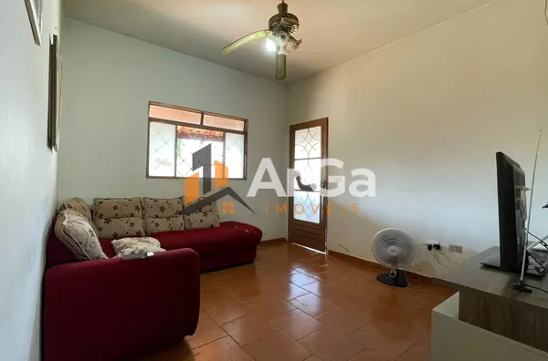 Imóvel à venda com 2 dormitórios, por R$ 220.000 - Vila São Silvestre - Ourinhos/SP