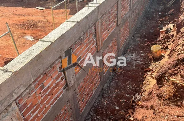 Terreno à venda por R$ 310.000,00, no Jardim Dos Bandeirantes, em Ourinhos - SP
