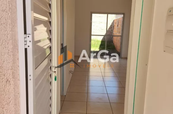 Imóvel à venda com 2 dormitórios, por R$ 165.000,00 no Condomínio Moradas Club, no Jardim Itamaraty em Ourinhos -SP