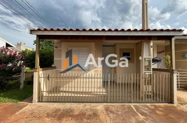 Casa à venda com 2 dormitórios, no condomínio moradas, por R$ 195.000 - Jardim Itamarati - Ourinhos/SP