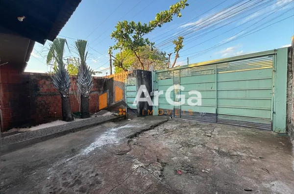 Casa à venda no Jardim Santa Felicidade em Ourinhos-SP, por R$ 200.000