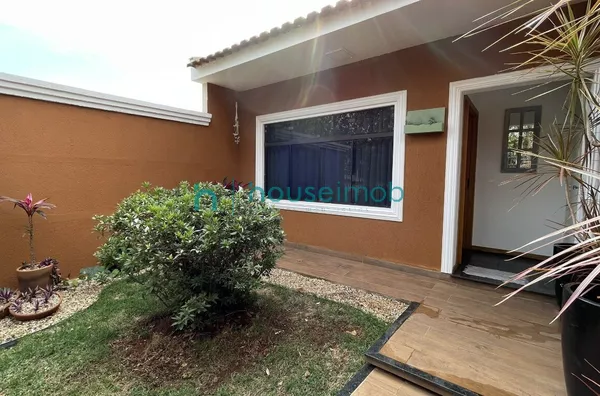 Excelente Sobrado à venda com 5 dormitórios, por R$ 800.000,00 -  Nova Ourinhos, em  Ourinhos/SP - Foto 1