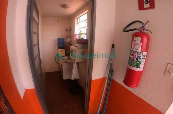 Imóvel comercial à venda no Centro de Ourinhos/SP, com 383,30m² de área de construção e 490,00 m² de terreno - por R$ 2.600.000 - Foto 3