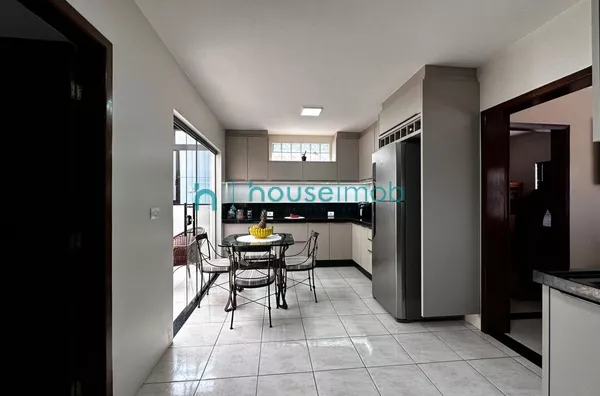 Casa com 3 dormitórios à venda, 153 m² por R$ 700.000,00 - Jardim Paulista - Ourinhos/SP - Foto 4