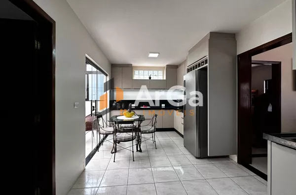 Casa com 3 dormitórios à venda, 153 m² por R$ 700.000,00 - Jardim Paulista - Ourinhos/SP