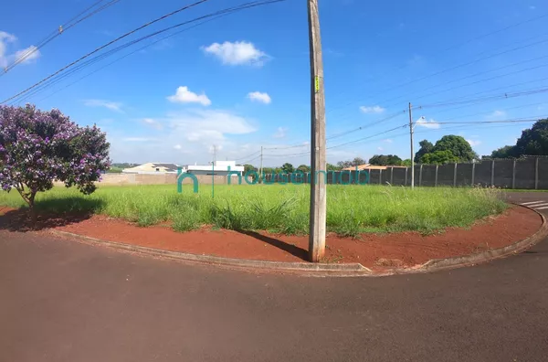 Excelente terreno de esquina à venda, com 540,96 m², no Condomínio Residencial  Ville de France em Ourinhos/SP, por R$ 320.000 - Foto 1