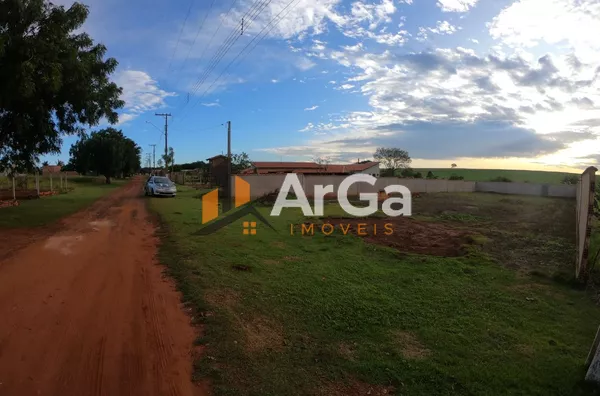 Terreno à venda no Condomínio Delta Park, com 2.200 m² por R$ 135.000 - Zona Rural - Ourinhos/SP