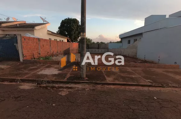 Terreno à venda, 360 m² por R$ 200.000 - Vila São Silvestre - Ourinhos/SP