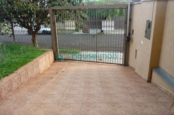 Imóvel à venda com 3 Dormitórios sendo uma suíte,  por R$ 400.000,00 - Jardim Paulista - Ourinhos/SP - Foto 4
