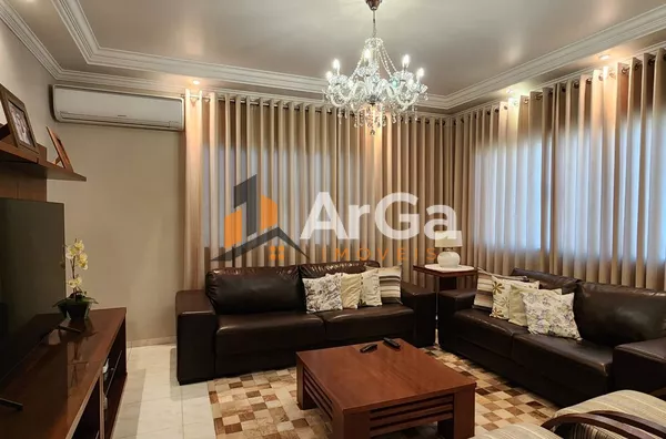 Casa com 3 dormitórios à venda, 265 m² por R$ 1.440.000,00 - Nova Ourinhos - Ourinhos/SP