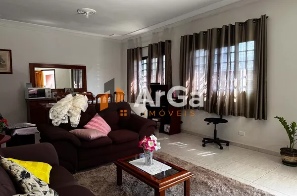 Casa com 3 dormitórios à venda, 180 m² por R$ 629.000 - Nova Ourinhos - Ourinhos/SP