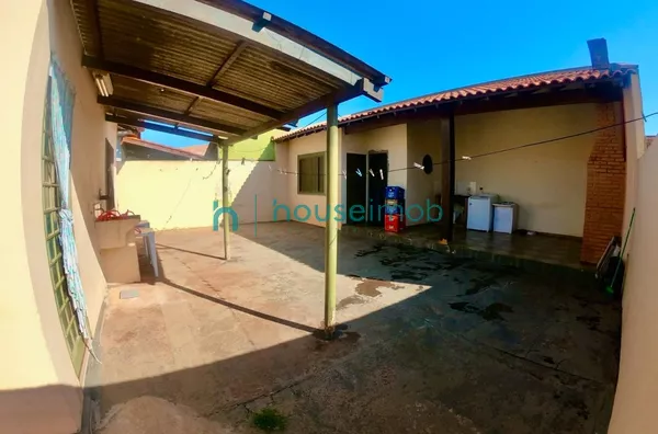 Casa à venda no Jardim Cristal em Ourinhos -SP, com 3 dormitórios, por R$ 350.000 - Foto 8
