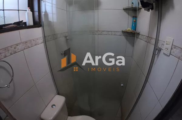 Casa com 3 dormitórios à venda, 162 m² de construção e 250 m² de terreno por R$ 300.000 - Jardim das Paineiras - Chavantes/São Paulo