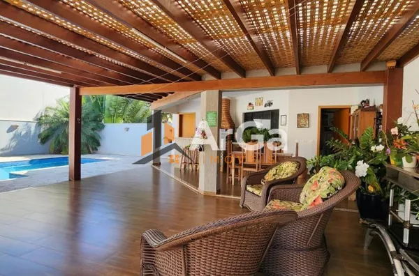 Casa com 3 dormitórios à venda, 265 m² por R$ 1.440.000,00 - Nova Ourinhos - Ourinhos/SP